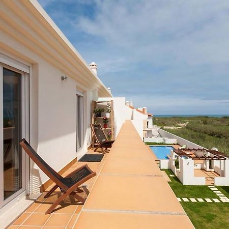 Casa Baleia - Praia E Piscina - 10 Pessoas フェレル エクステリア 写真